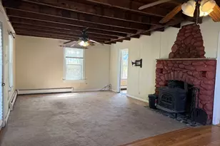 6 Milford St, Amherst, NH 03301 - Photo 9