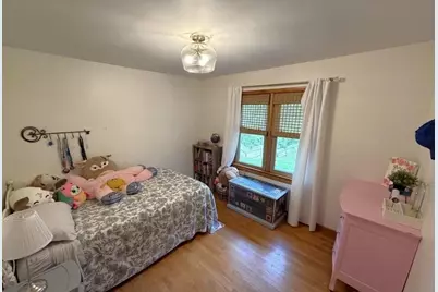 8 McKinley Street, Adams, MA 01220 - Photo 19