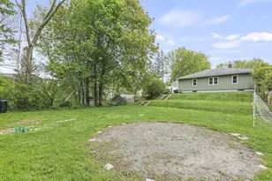 8 McKinley St, Adams, MA 01220 - Photo 37