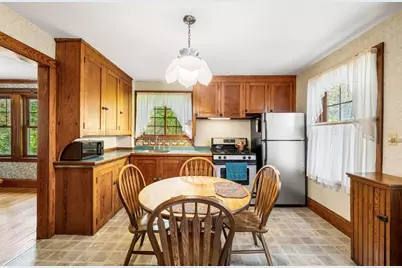 76 Elm St, Medford, MA 02155 - Photo 9