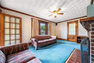 76 Elm St, Medford, MA 02155 - Photo 5
