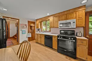 5 Ingalls St, Woburn, MA 01801 - Photo 11