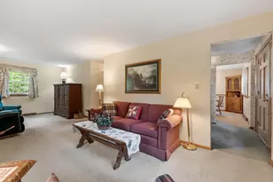 12 Marion Dr, Tewksbury, MA 01876 - Photo 11