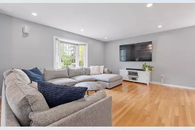 28 Vinal Street, Hudson, MA 01749 - Photo 5