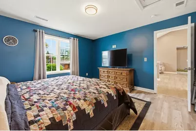 20 Crown St, Spencer, MA 01562 - Photo 15