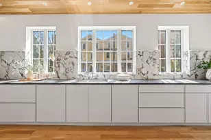 92 Sewall Ave, Brookline, MA 02446 - Photo 5