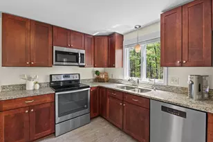 1 Magnolia Dr, Ayer, MA 01432 - Photo 9