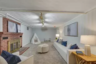 250 Nichols St, Norwood, MA 02062 - Photo 9
