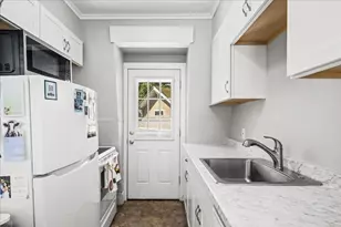 4 Howland Terrace, Worcester, MA 01602 - Photo 27