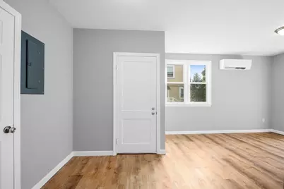 4 Howland Terrace, Worcester, MA 01602 - Photo 9