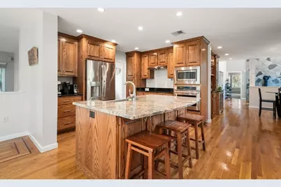 9 Arrowhead Ln, Franklin, MA 02038 - Photo 5