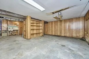 23 Taunton Ave, Boston, MA 02136 - Photo 17