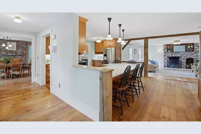 26 Main St, Hubbardston, MA 01452 - Photo 5