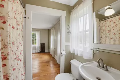 26 Main St, Hubbardston, MA 01452 - Photo 17