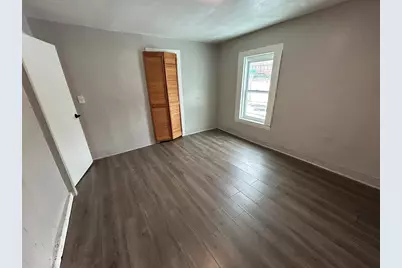7 Liberty St, Worcester, MA 01605 - Photo 5