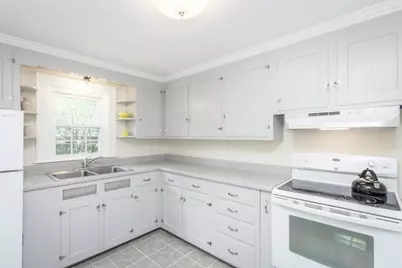 4 Crescent St, Natick, MA 01760 - Photo 11