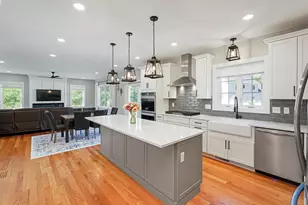309 Pine St, Tewksbury, MA 01876 - Photo 11