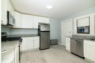 4 Weston Ave, Braintree, MA 02184 - Photo 9
