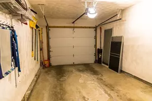 1305 Alyssa Dr, Groveland, MA 01834 - Photo 37