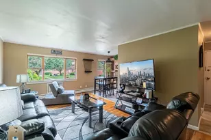 288 Regency Park Dr, Agawam, MA 01001 - Photo 7