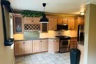 288 Regency Park Dr, Agawam, MA 01001 - Photo 9