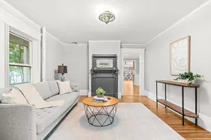53 Lake St, Winchester, MA 01890 - Photo 5