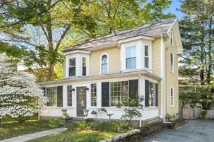 53 Lake St, Winchester, MA 01890 - Photo 1