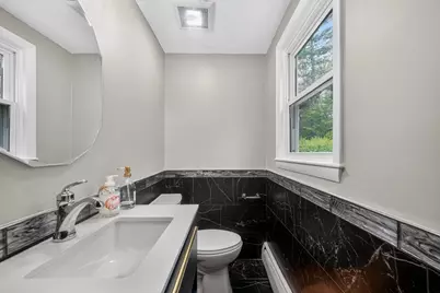 61 Jordan St, Chelmsford, MA 01863 - Photo 7