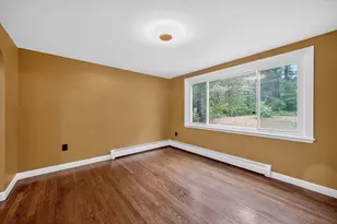 61 Jordan St, Chelmsford, MA 01863 - Photo 9