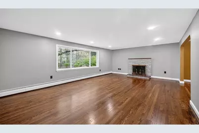 61 Jordan St, Chelmsford, MA 01863 - Photo 13