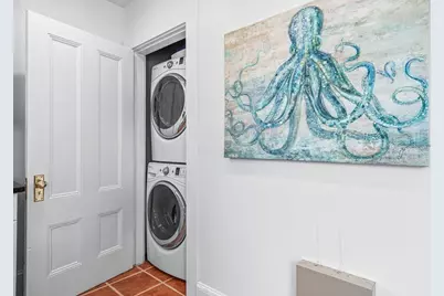 12 Victoria St #2, Boston, MA 02125 - Photo 5