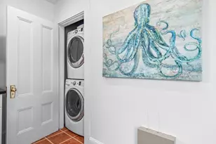 12 Victoria St, Boston, MA 02125 - Photo 5