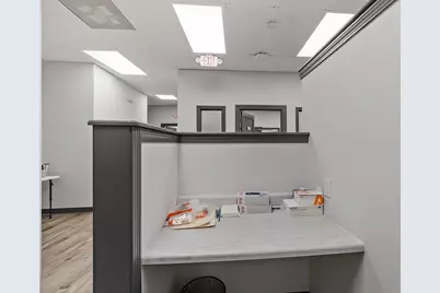 285 Main St, Fitchburg, MA 01420 - Photo 17