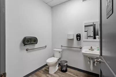285 Main St, Fitchburg, MA 01420 - Photo 19