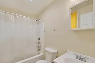 19 Hosmer St, Boston, MA 02126 - Photo 23