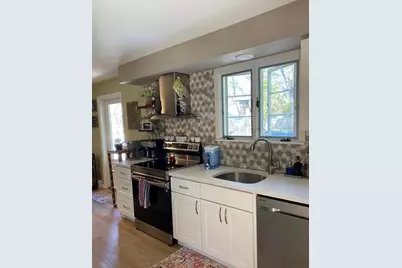 15 Williamsburg Street, Pittsfield, MA 01201 - Photo 9