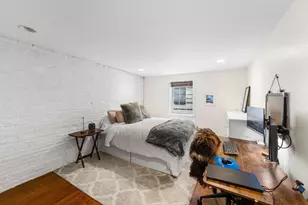40 Joy St, Boston, MA 02114 - Photo 17