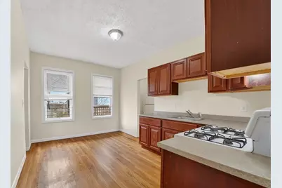 21 Hosmer St, Boston, MA 02126 - Photo 13