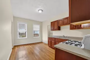 21 Hosmer St, Boston, MA 02126 - Photo 13