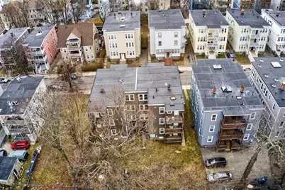 21 Hosmer St, Boston, MA 02126 - Photo 7