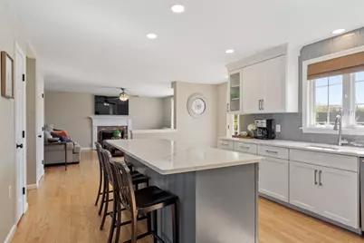49 Farm Land Lane, Lancaster, MA 01523 - Photo 5