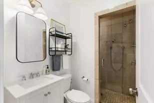 115 B St, Boston, MA 02127 - Photo 11