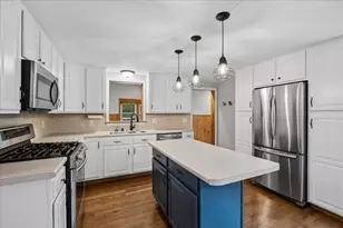 9 Robinhood Rd, Tyngsborough, MA 01879 - Photo 7
