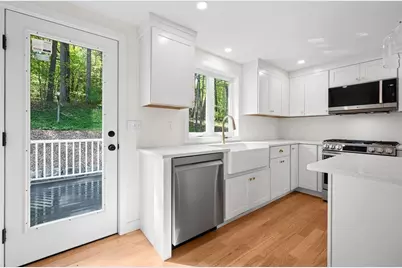 30 Collins Rd, Northborough, MA 01532 - Photo 5