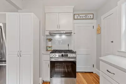 4 Western Ave, Wakefield, MA 01880 - Photo 17