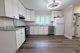 35 Eliot St, Medford, MA 02155 - Photo 3