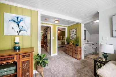 42 Walnut St, Saugus, MA 01906 - Photo 17