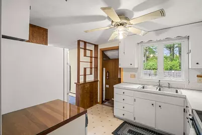 11 Dadant Dr, Wilmington, MA 01887 - Photo 7