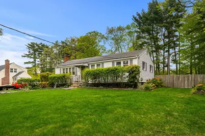 11 Dadant Dr, Wilmington, MA 01887 - Photo 3