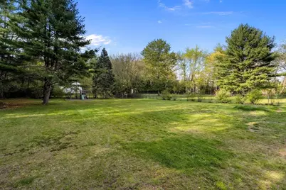 560 Auburn Street, Bridgewater, MA 02324 - Photo 35